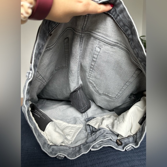 Ermenegildo Zegna Men’s Gray Tailored-Fit Straight Leg Taccuino Jeans Collection - Picture 11 of 13